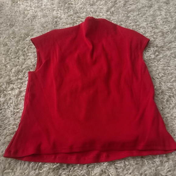 H&M Vibrant Red Short Sleeve Top - Picture 3 of 3